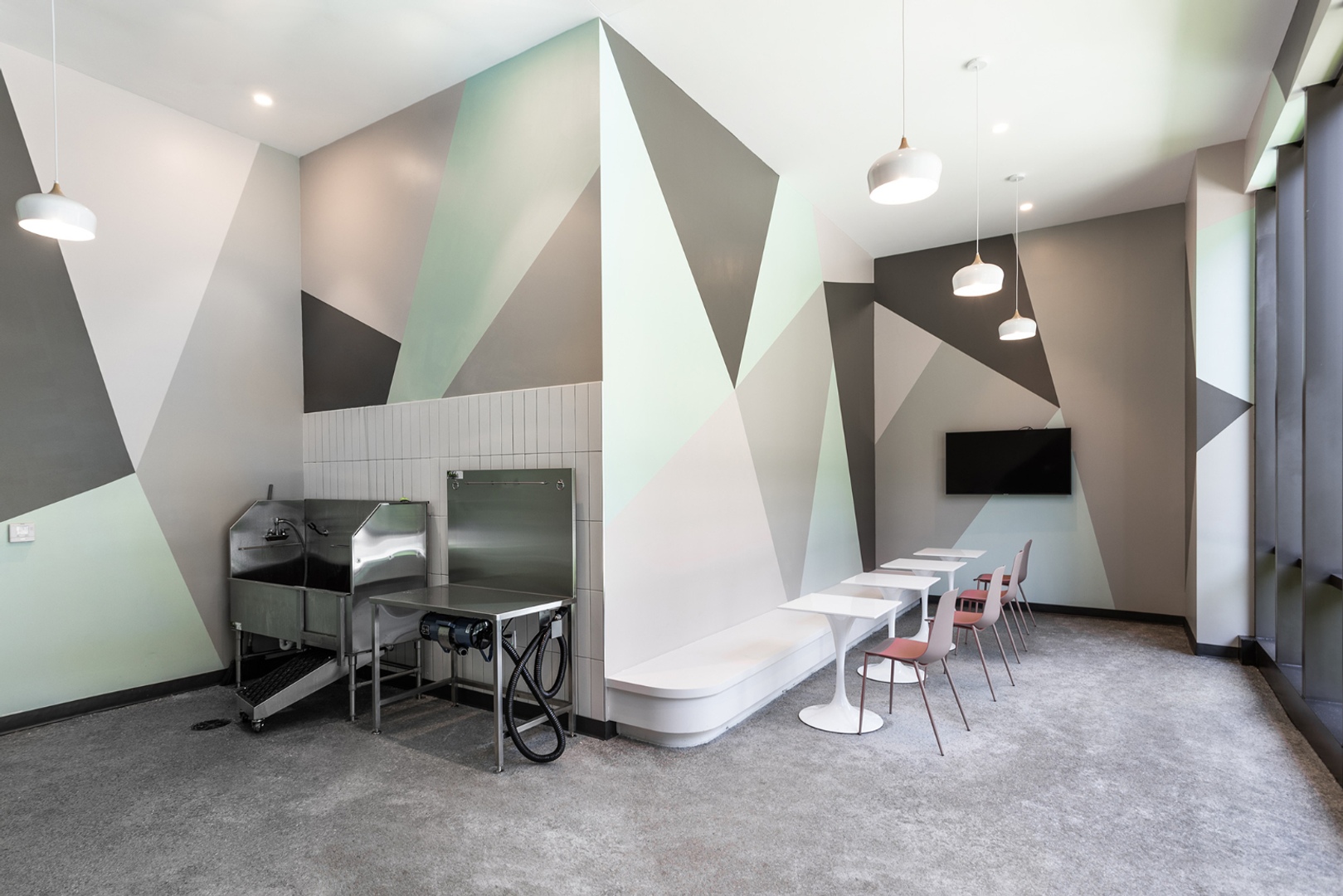 GioMidtown_LuxuryApartmentCommunity_PetSpa_MiamiFL